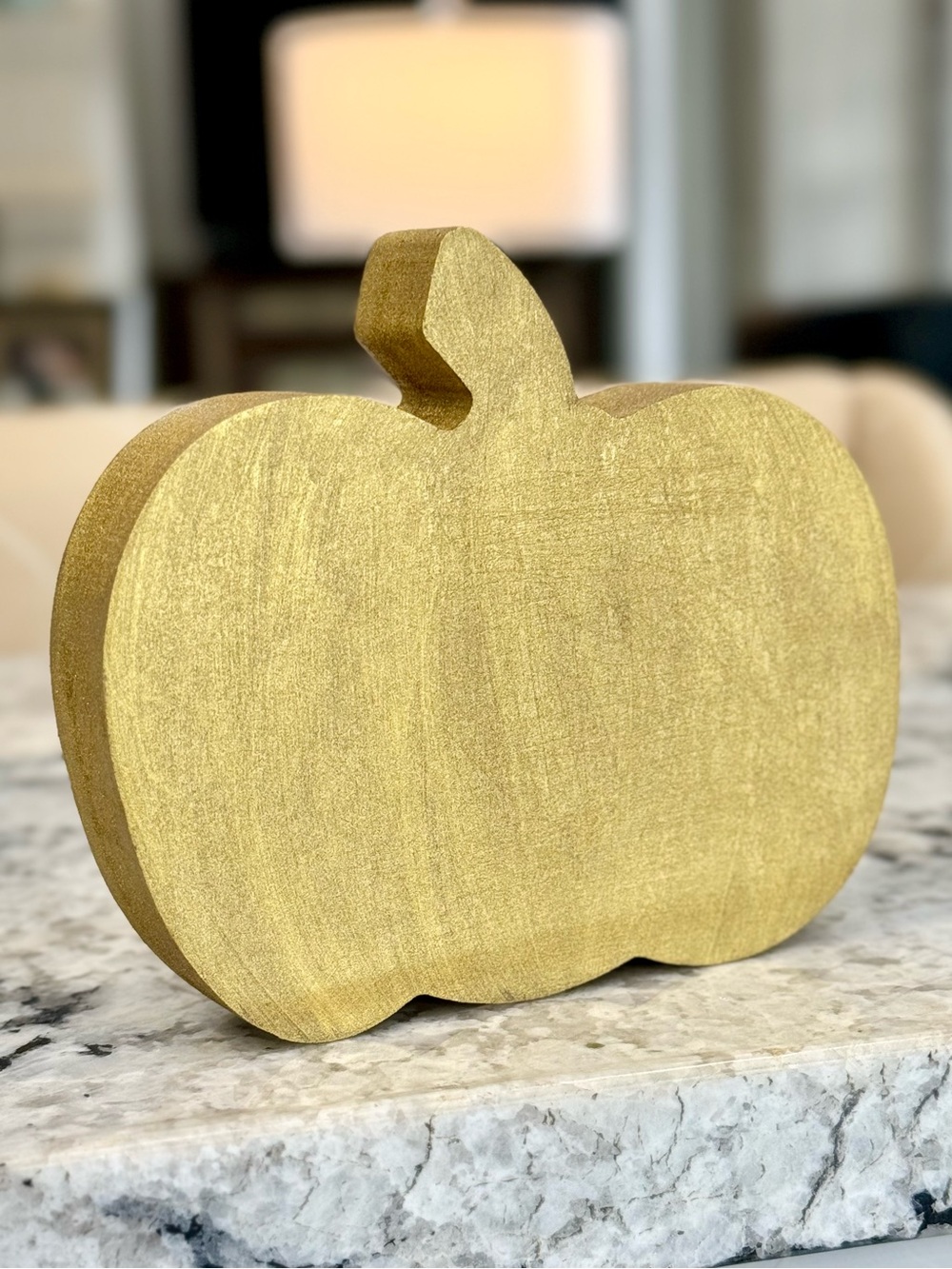 Hand Crafted Tulip Check Pumpkin 6” - Picture 2 of 2
